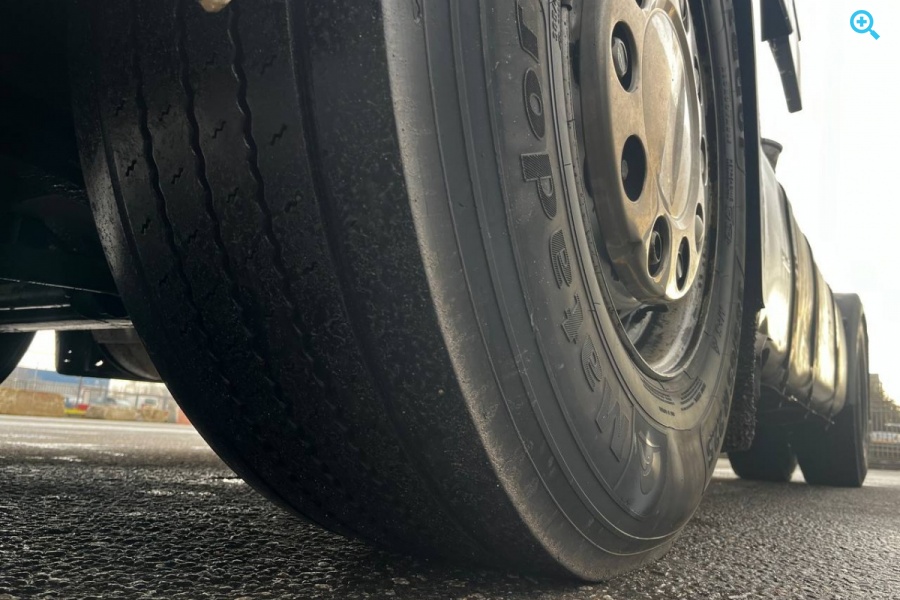 Седельный тягач DAF FT XF 105.460