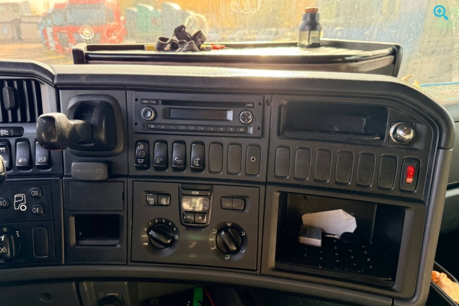 Scania R440