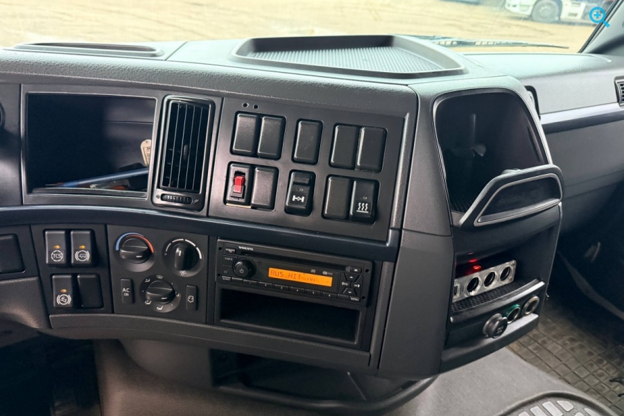 VOLVO FH TRUCK