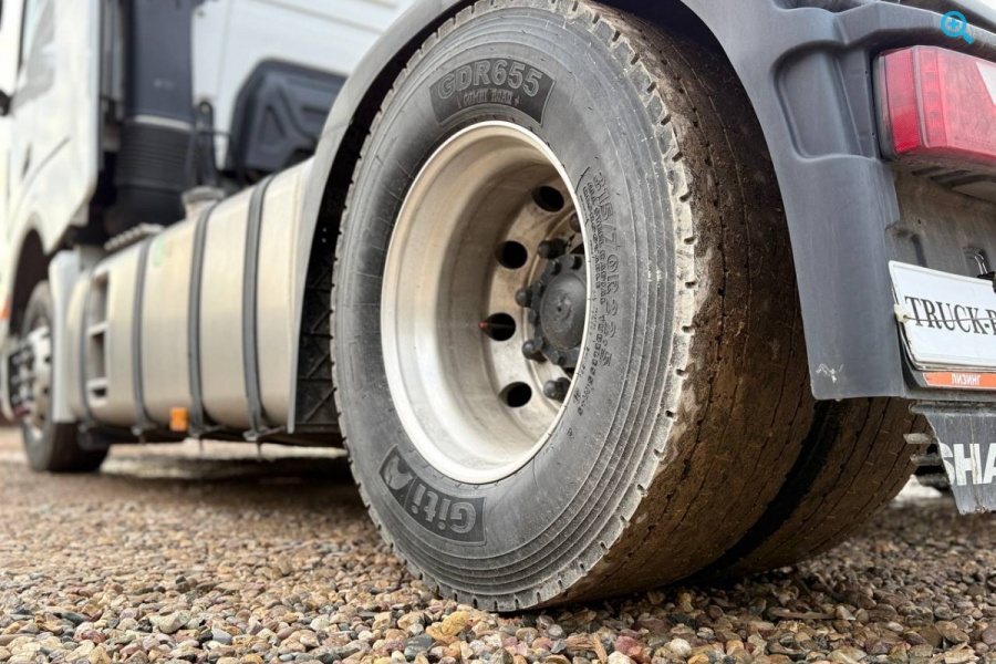 SHACMAN X6000 (SX4188YY381)