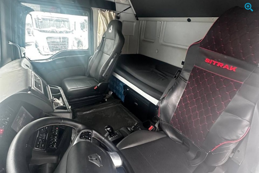 Тягач SITRAK C7H