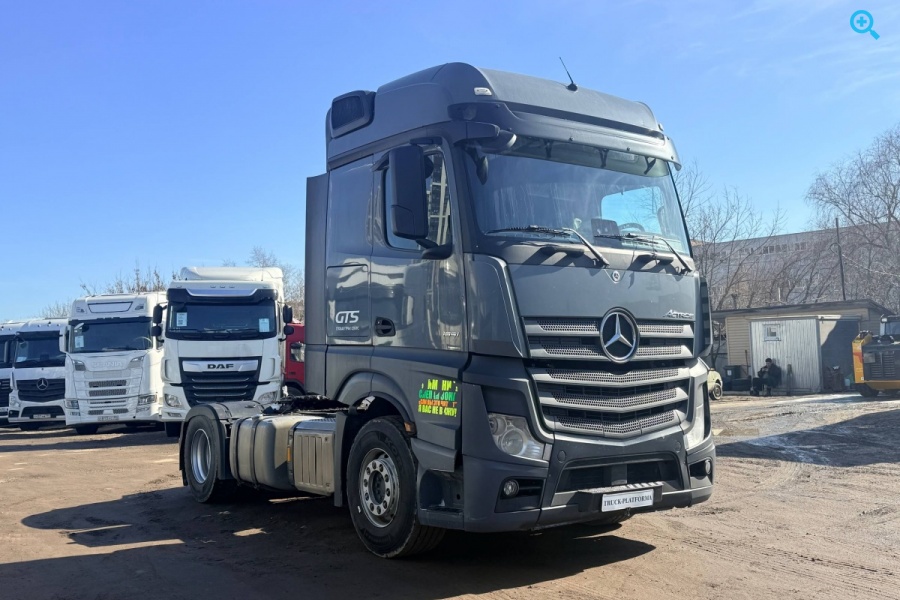 Mercedes Benz Actros 1851.