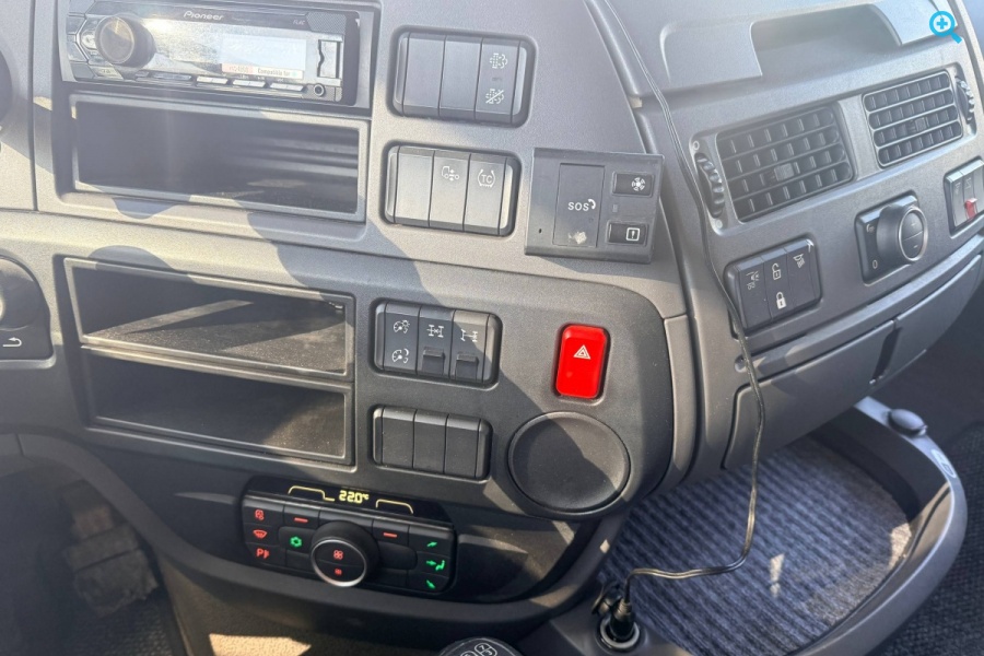 DAF XF 106.480 (ADR) 6*4