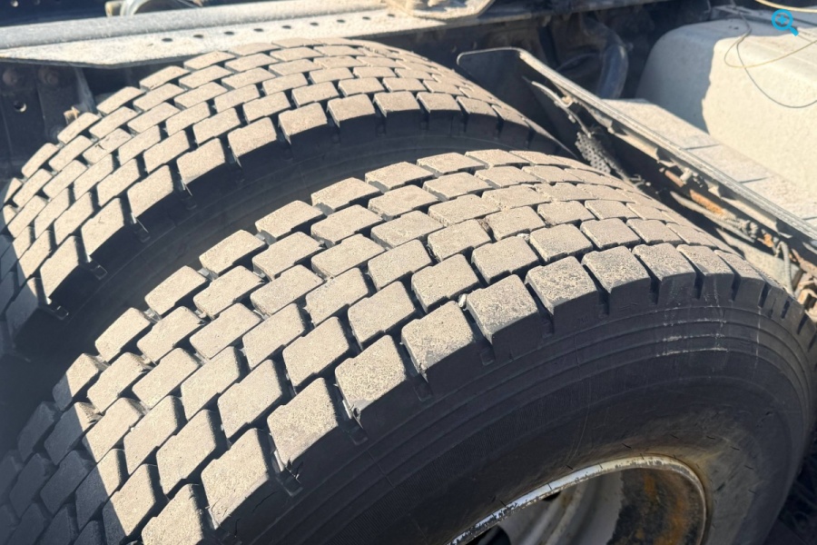 Седельный тягач IVECO Stralis AT440S36