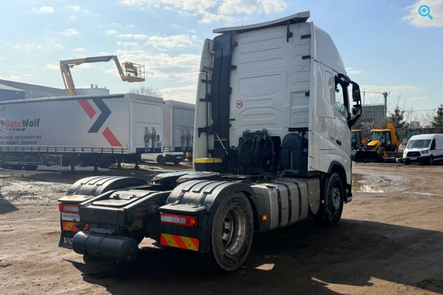 Volvo FH - TRUCK 4x2