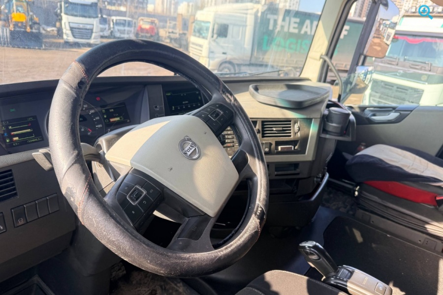 Volvo FH - TRUCK 4x2