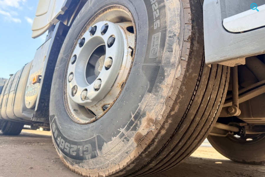 Volvo FH - TRUCK 4x2