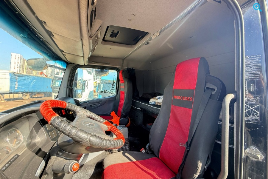 Седельный тягач Mercedes-Benz Axor 1836LS