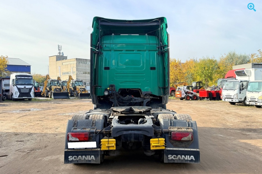 Scania R440