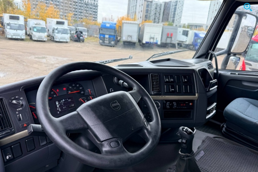 VOLVO FH TRUCK