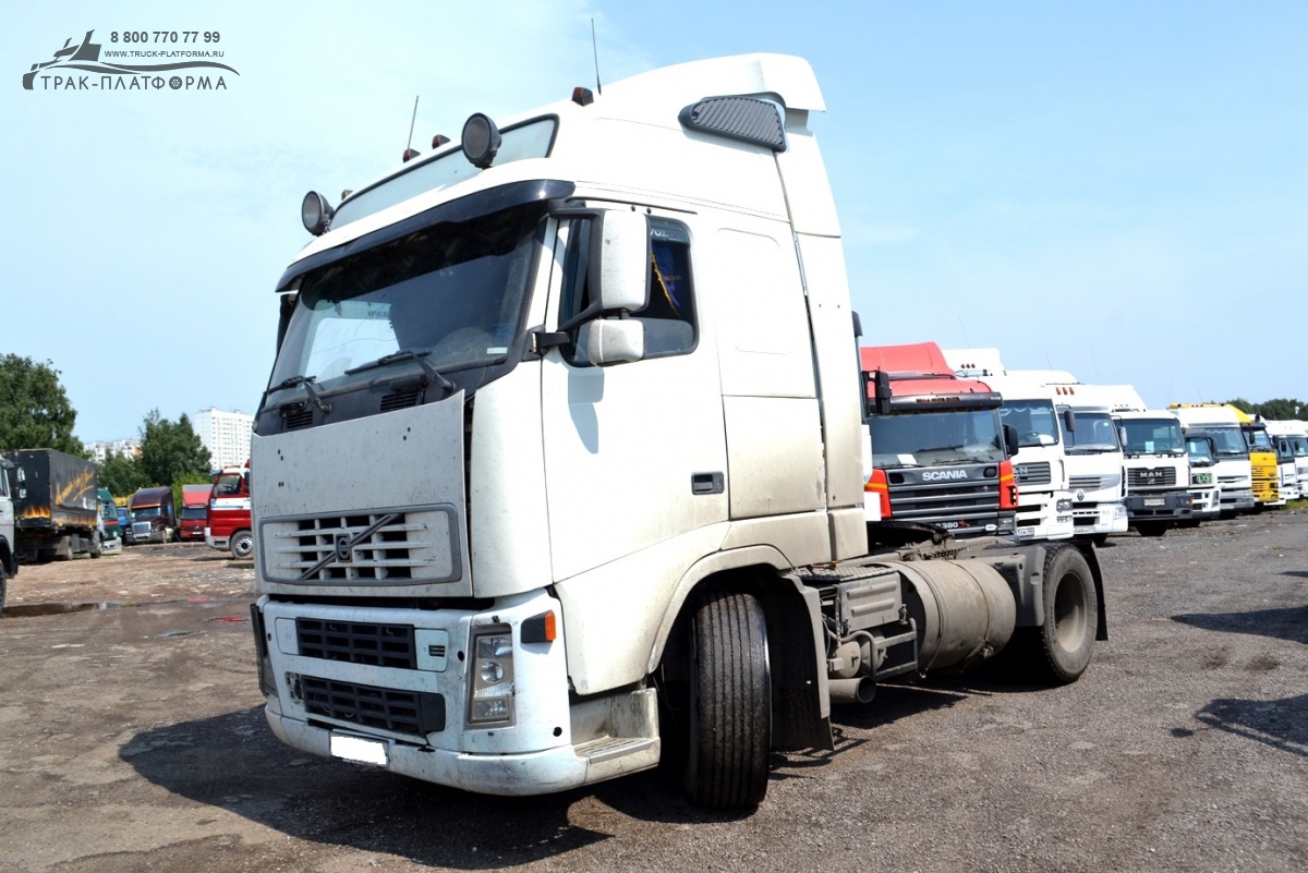 Купить седельный тягач Volvo FH 12 Б/У в Москве: 2002 год, цена 1090 в  России | Продажа и выкуп техники с пробегом - ТРАК-ПЛАТФОРМА