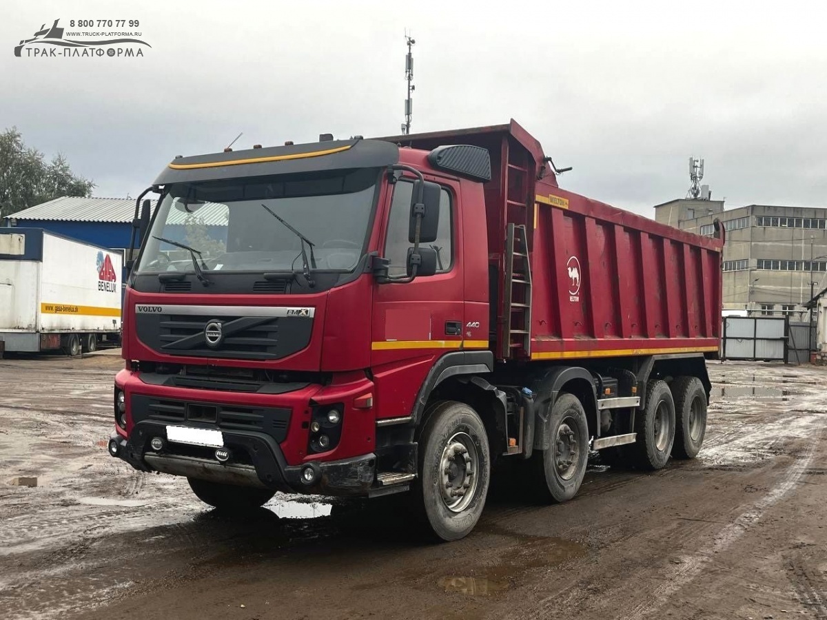 Купить грузовик Грузовой самосвал Volvo FM-TRUCK 8x4 Б/У в Москве: 2013  года, цена 6350000 руб. в России | Продажа и выкуп техники с пробегом -  ТРАК-ПЛАТФОРМА