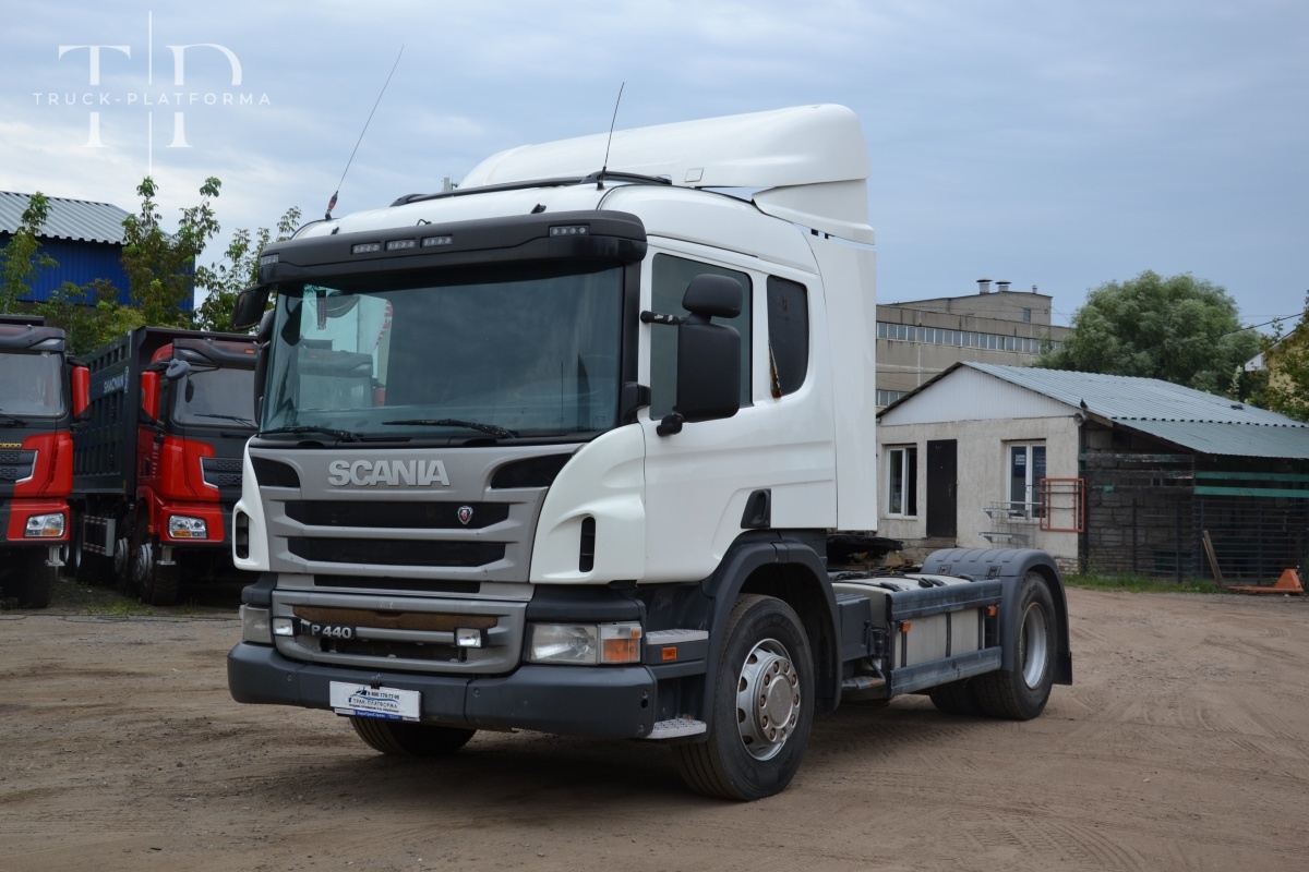 Купить седельный тягач Седельный тягач SCANIA P440 LA 4x2 HNA Б/У в Москве:  2017 год, цена 7000000 руб. в России | Продажа и выкуп техники с пробегом -  ТРАК-ПЛАТФОРМА