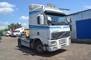 Седельный тягач Volvo FH 12.460. Год выпуска : 1999