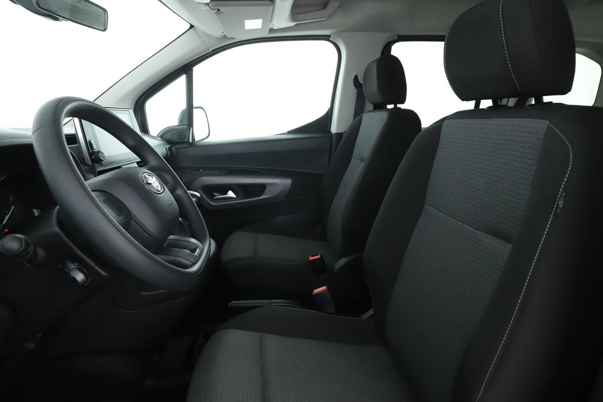 Toyota ProAce City Verso 1.2 Turbo L1 Shuttle, фото 9