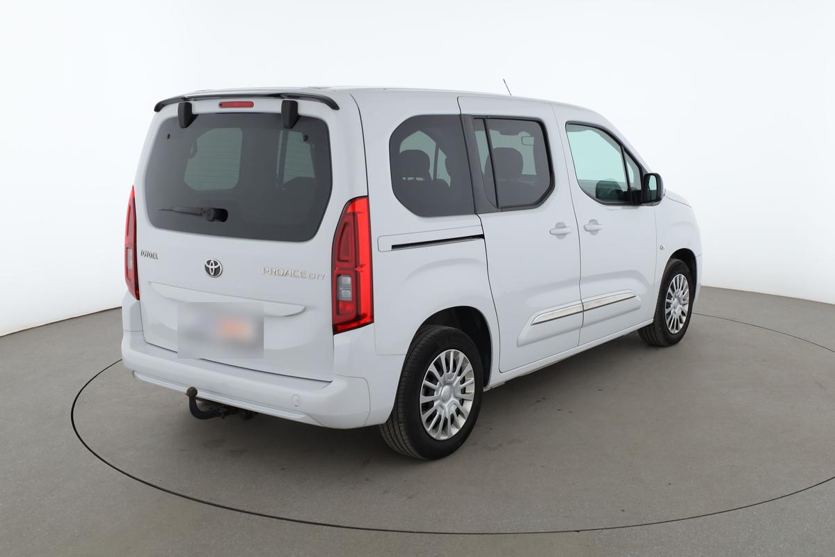 Toyota ProAce City Verso 1.2 Turbo L1 Shuttle, фото 5