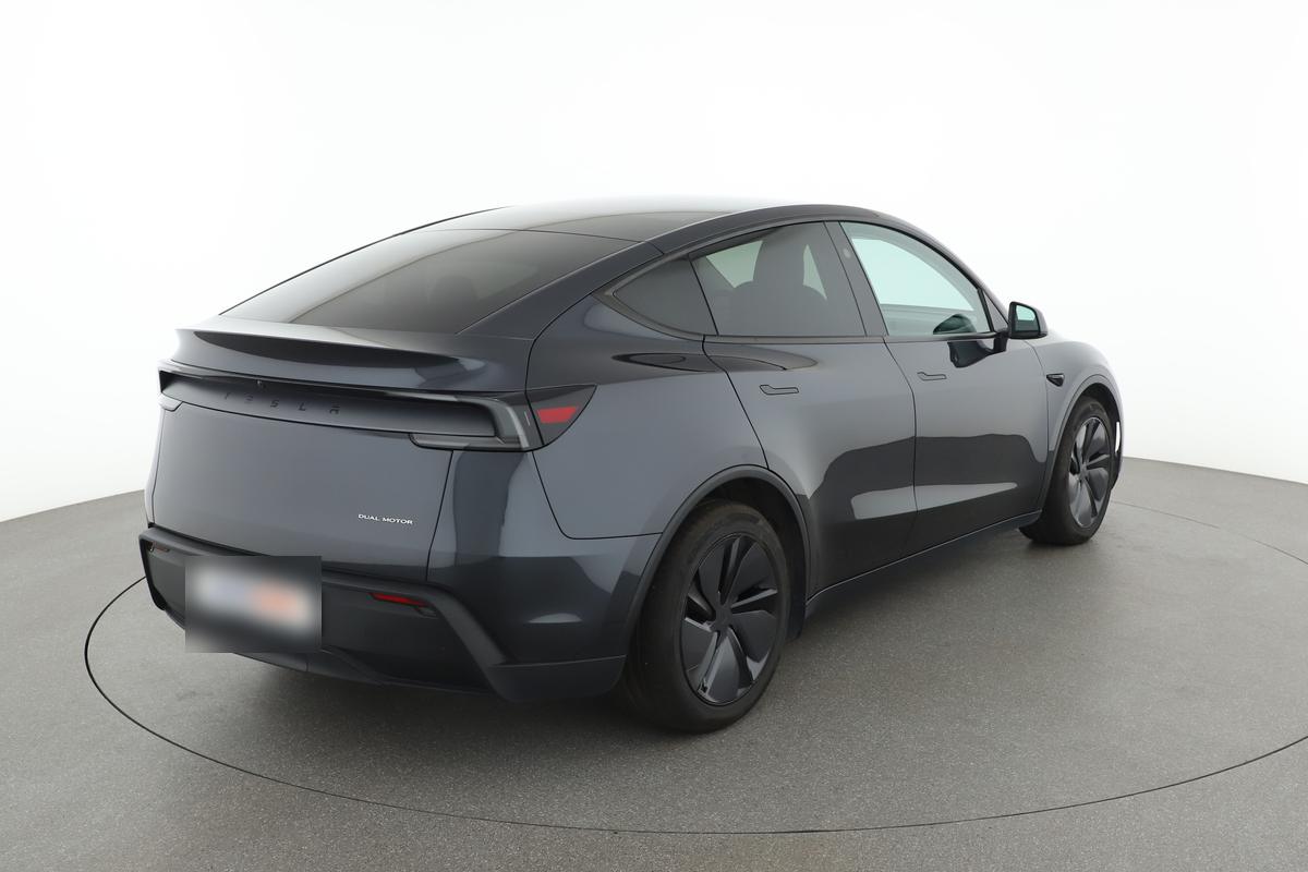 Tesla Model Y Long Range Dual AWD Premium, фото 5