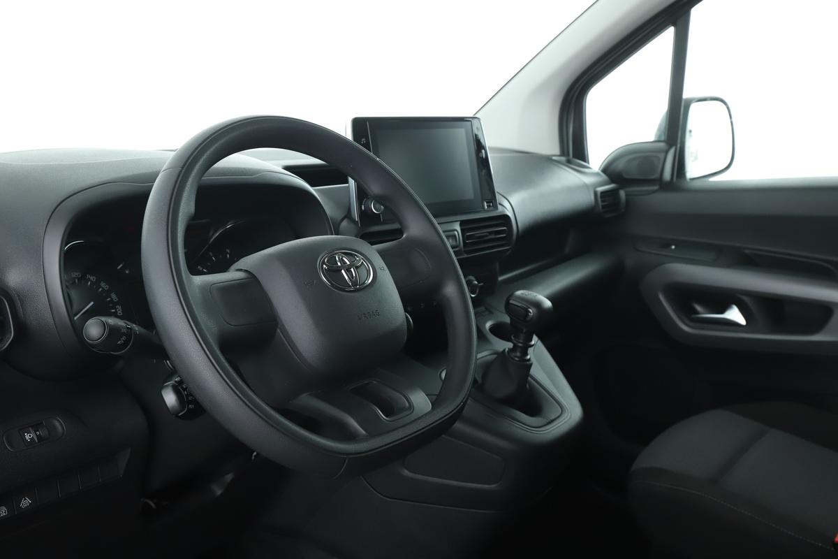 Toyota ProAce City Verso 1.2 Turbo L1 Shuttle, фото 10