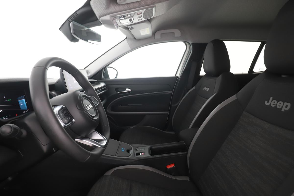 Jeep Avenger Longitude Electric, фото 9