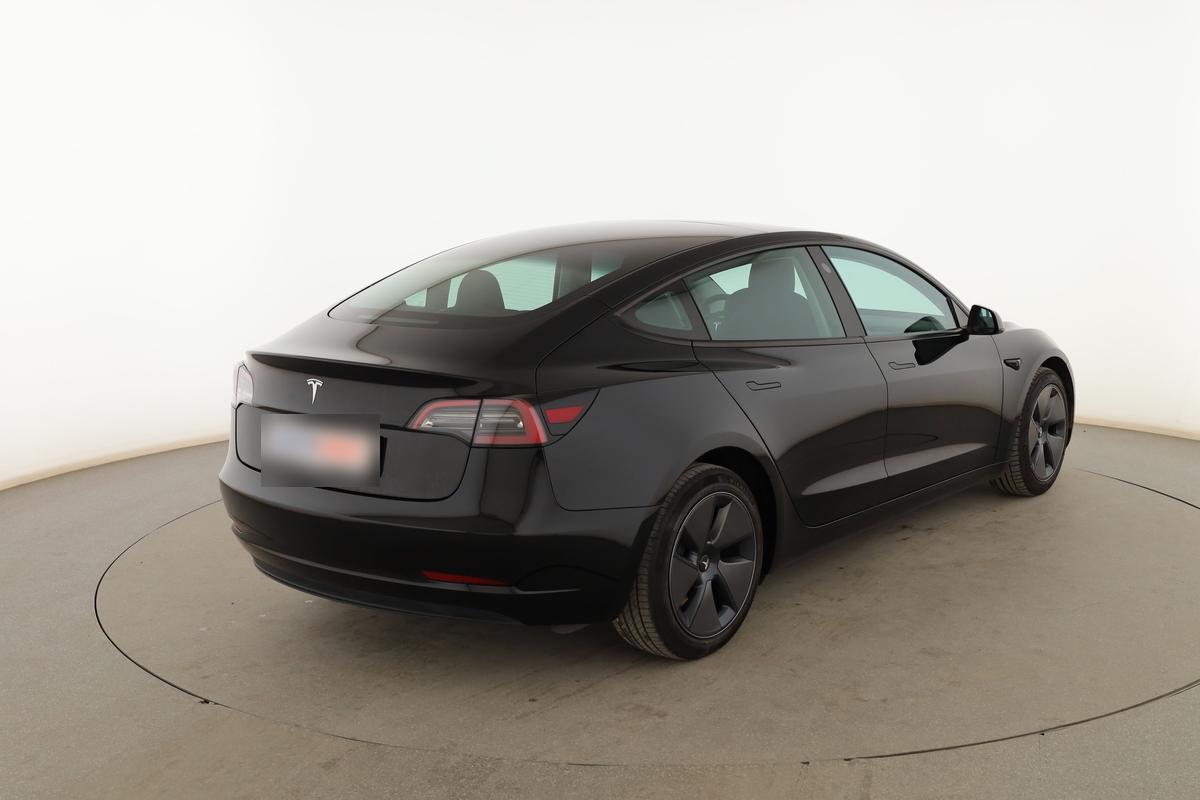 Tesla Model 3 Standard Range, фото 5