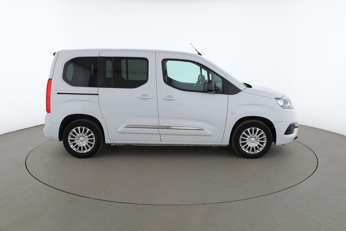 Toyota ProAce City Verso 1.2 Turbo L1 Shuttle, фото 6
