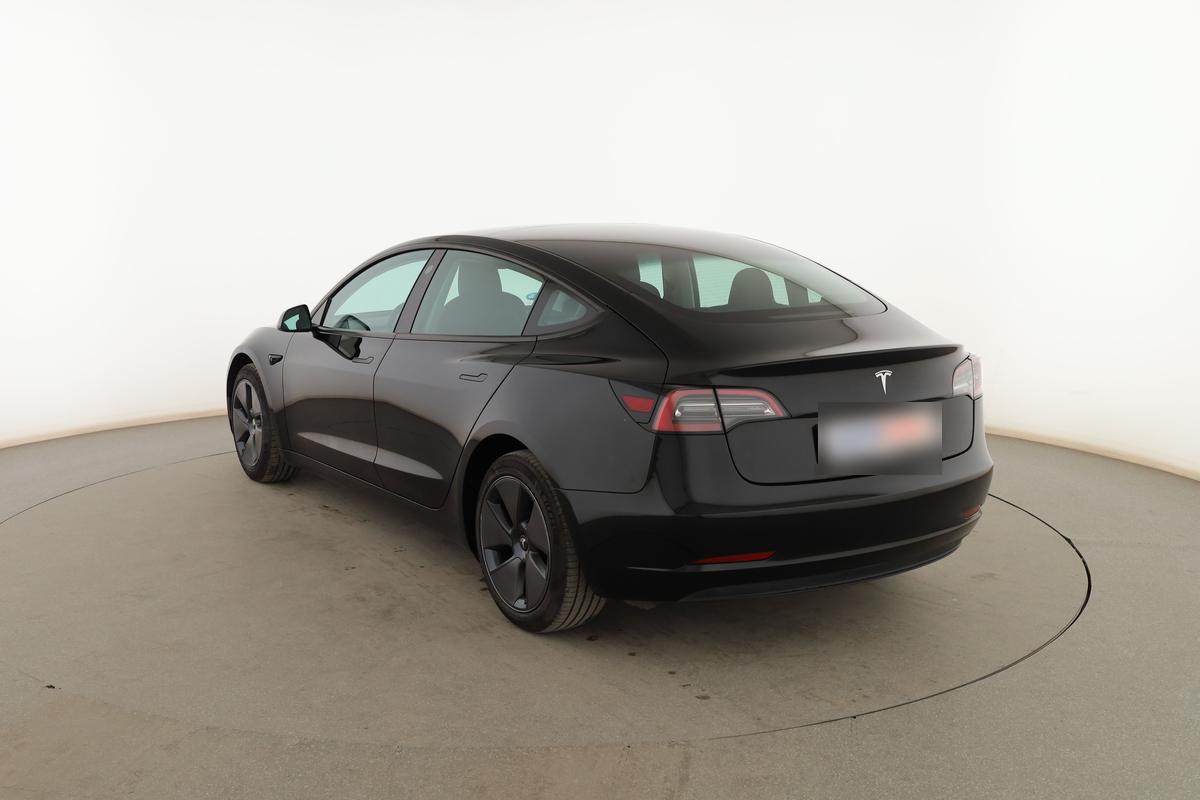 Tesla Model 3 Standard Range, фото 3