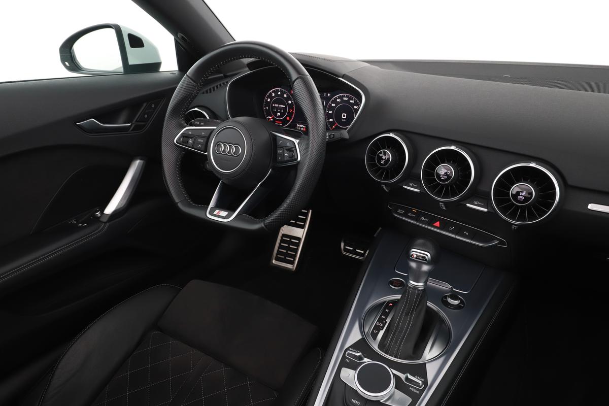 Audi TT 45 TFSI, фото 12