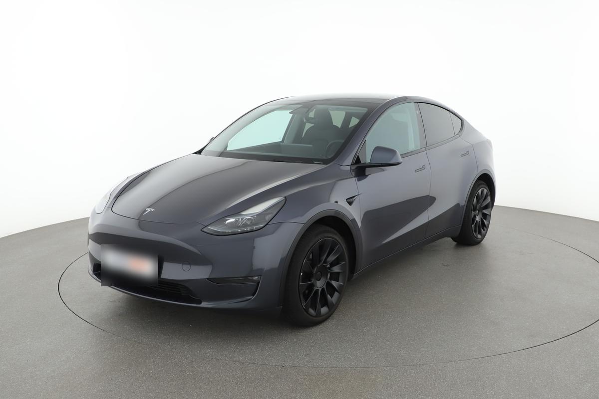 Tesla Model Y Max Range Dual AWD