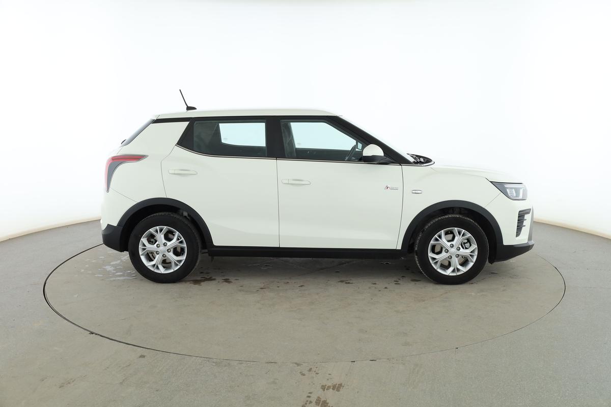 KGM Tivoli 1.5 T-GDi Black, фото 6