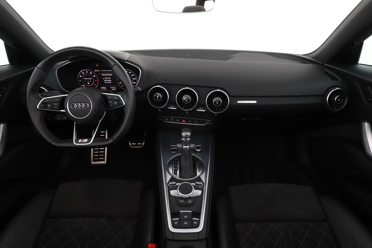 Audi TT 45 TFSI, фото 11