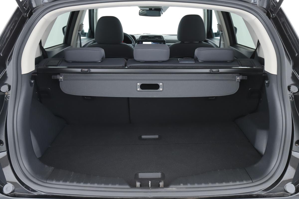 KGM Tivoli 1.5 T-GDi Black, фото 16
