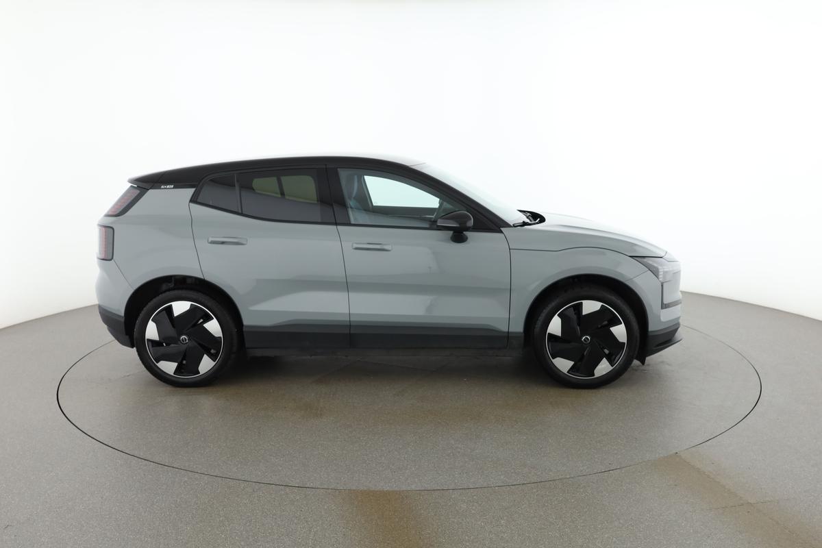 Volvo EX30 Single Motor Extended Range Plus 2WD, фото 6