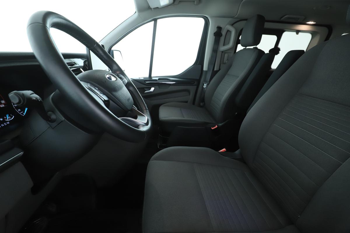 Ford Tourneo Custom 2.0 TDCi 320 L1 Titanium, фото 9