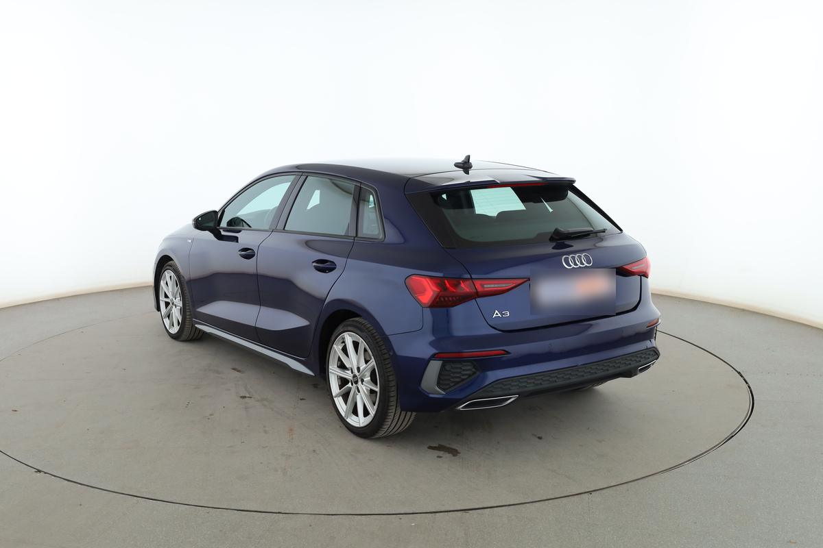 Audi A3 Sportback 35 TDI S line, фото 3