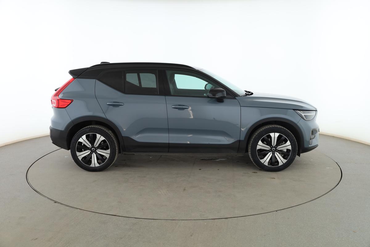 Volvo XC40 Recharge Core 2WD, фото 6