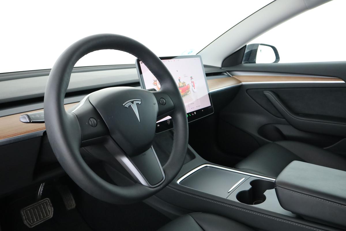 Tesla Model 3 Standard Range, фото 10