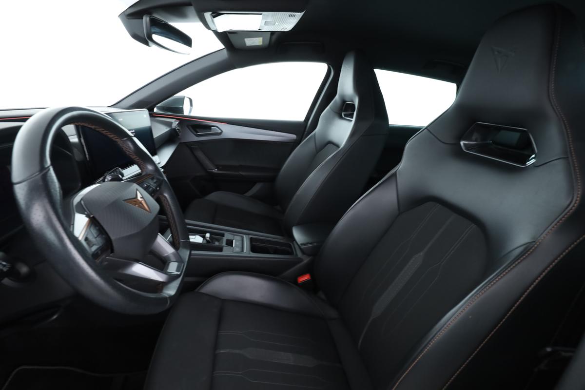 CUPRA Leon 1.5 eTSI, фото 9