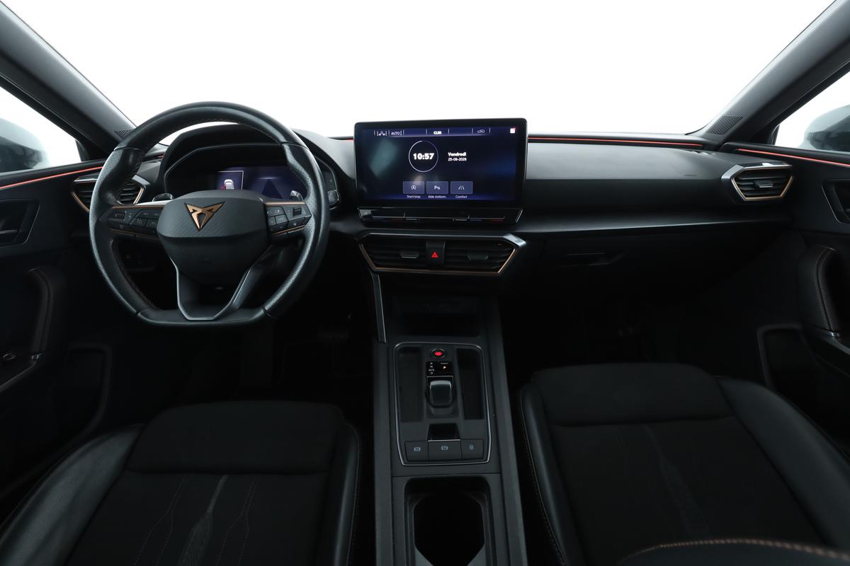 CUPRA Leon 1.5 eTSI, фото 11