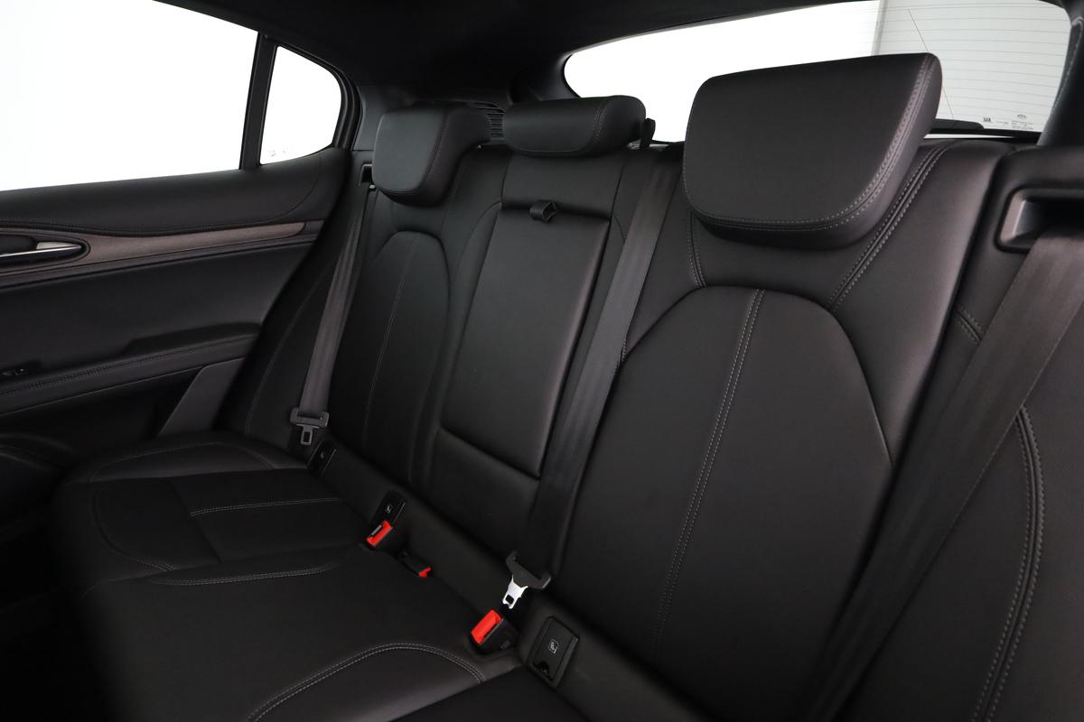 Alfa Romeo Stelvio 2.2 Jtdm Ti Q4, фото 13
