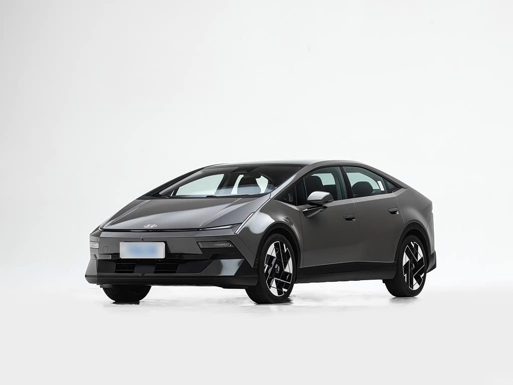 Hyundai IONIQ V 650 Max+ Long Range ADAS