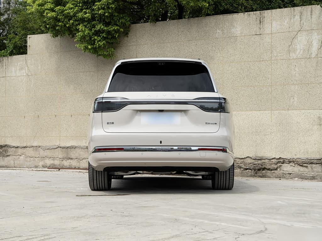 AITO M9 EV Ultra 6-seat, фото 7