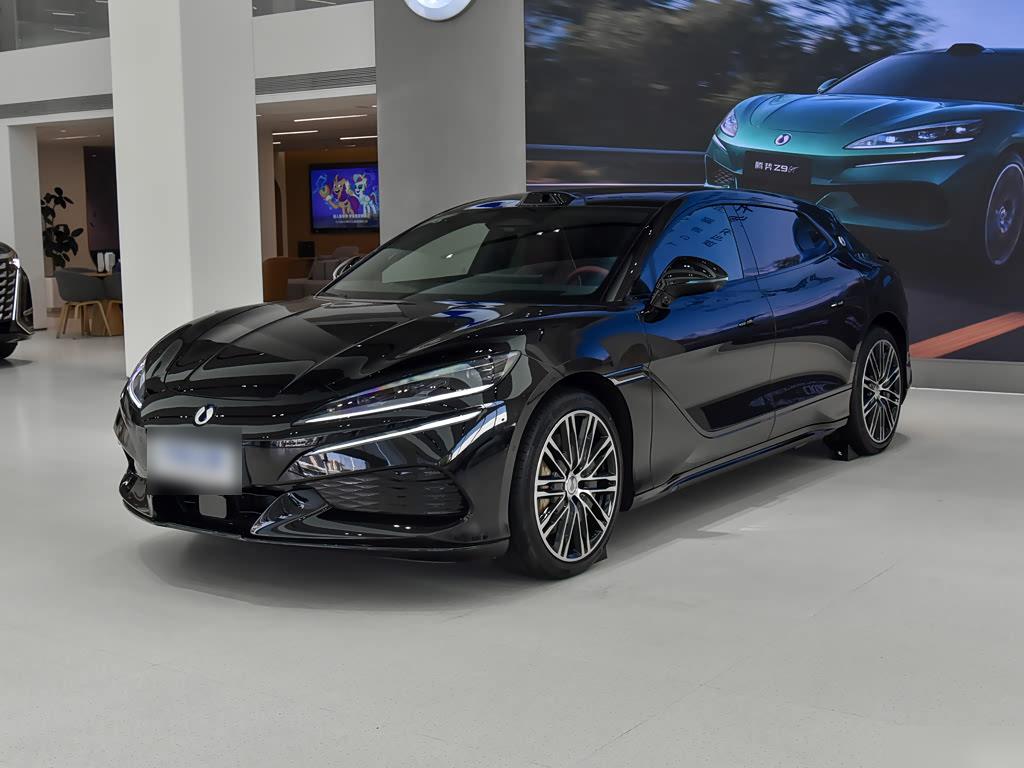 Denza Z9GT Flash Charge