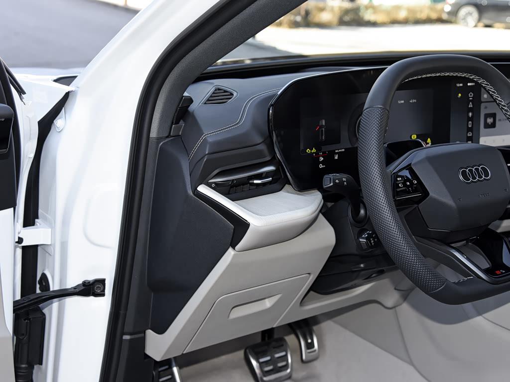 Audi Q5L 2.0T, фото 14