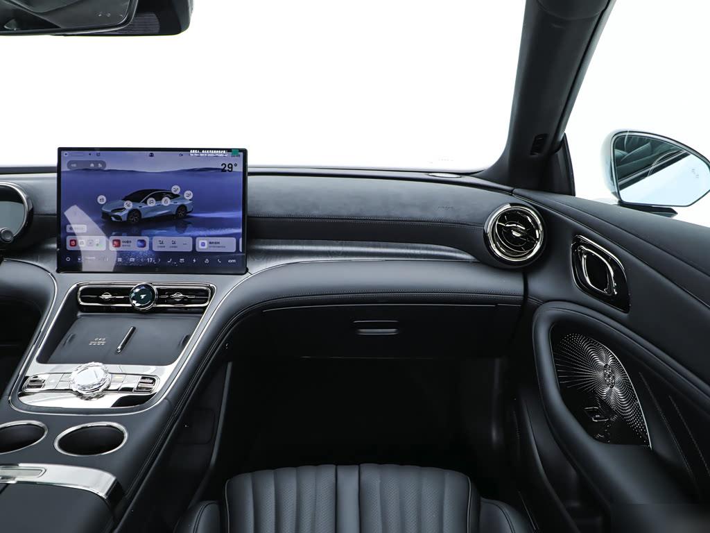 Geely Galaxy TT 640 RWD Flagship, фото 13