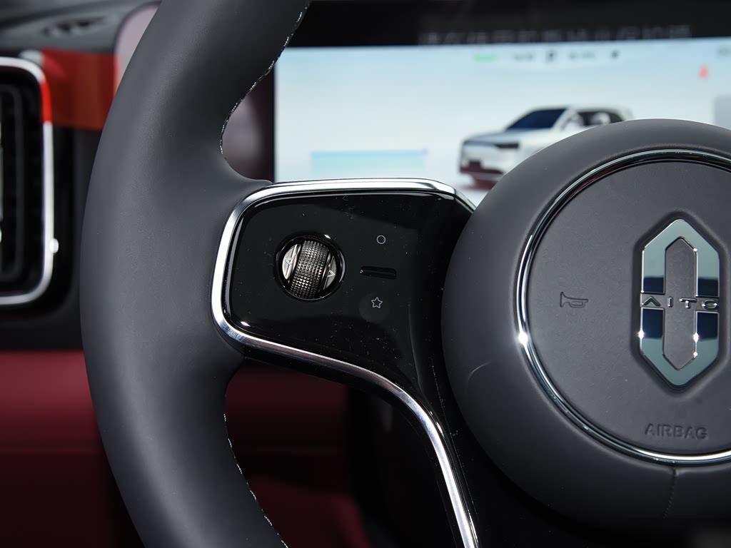AITO M8 EV Max+ 5-seat AWD 192-line LiDAR, фото 17