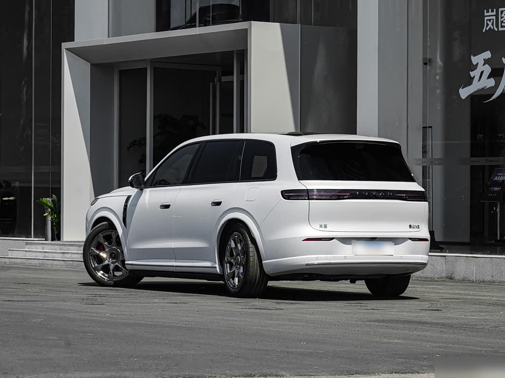 Voyah Taishan X8 PHEV ULTRA+, фото 4