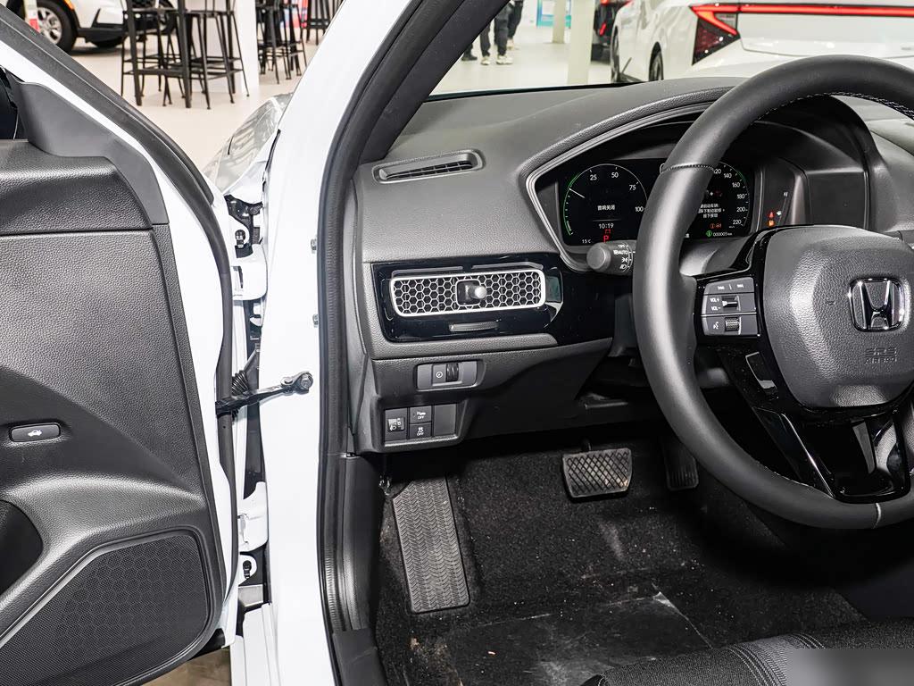 Honda Civic 2.0L e:HEV Hybrid Pro, фото 14