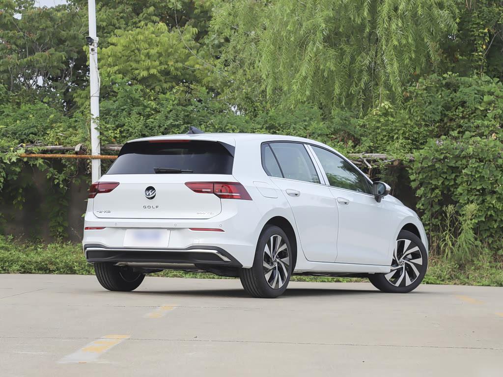 Volkswagen Golf 300TSI Pro, фото 8