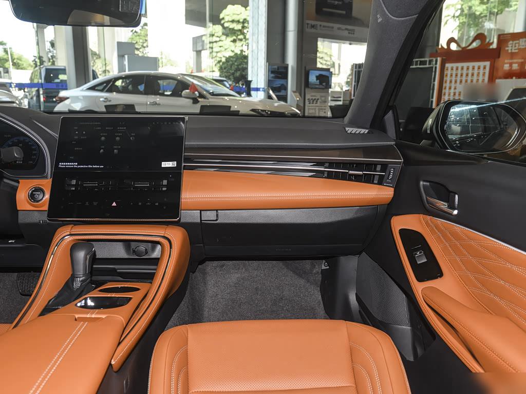 Toyota Avalon Hybrid 2.0L Premium, фото 13