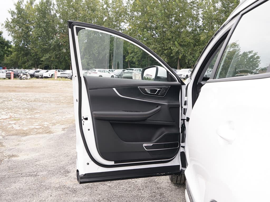 Chery Tiggo 8 230TCI MT Comfort 7-seat, фото 19